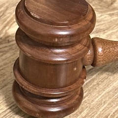 10”Vintage Solid hard Wood Gavel desk ornament auction ornate light weight