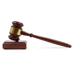 Elegant Wooden Gavel & Sound Block Set for Judges and Lawyers – 10 1/4″ Gavel