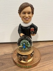 *NEW* Elena Kagan Bobblehead Green Bag Supreme Court Justice – MINT IN BOX