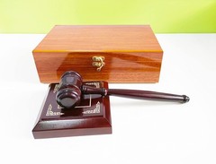 Premium Wooden Gavel and Block Set – Ideal Judge’s Gift, Courtroom Accessory