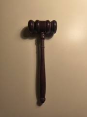 Solid Wood Gavel — Dark Finish, Judge/Auctioneer/Meeting