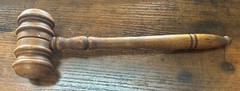 UNBRANDED 11″ WOOD GAVEL AUCTION LAW JUDGE VINTAGE