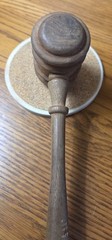 Wooden Judges Gavel – Collectible. Brown /Walnut Wooden Color. 10″×3″ Unbranded