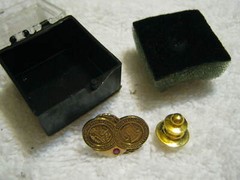 Pre-1997 DADE COUNTY CIRCUIT COURTS 20 Year 10KT Gold & Ruby Service Pin w/ Box